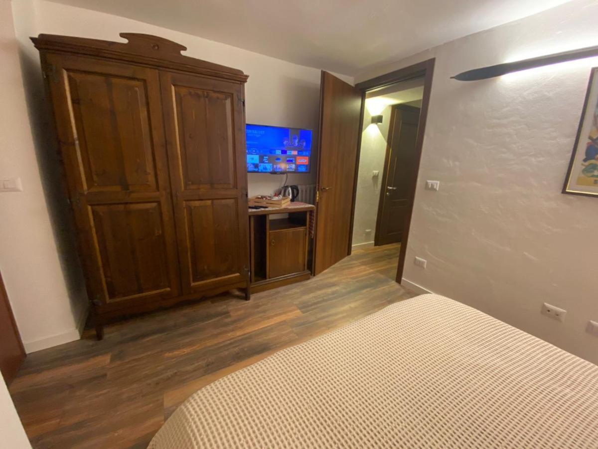 La Tana Dell'Orso Hotel Oulx Luaran gambar